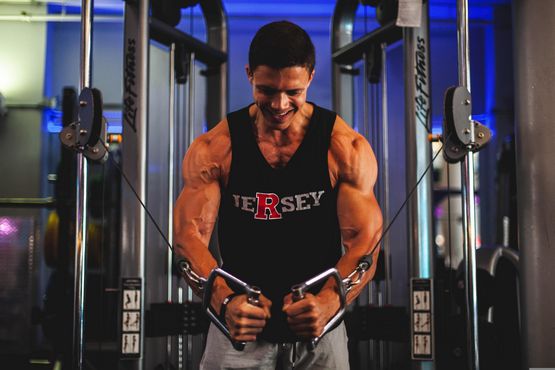 Stéroïdes et Construction d'un Corps